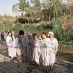 Православные паломники на месте Крещения Господня на реке Иордан. 18 октября 2017